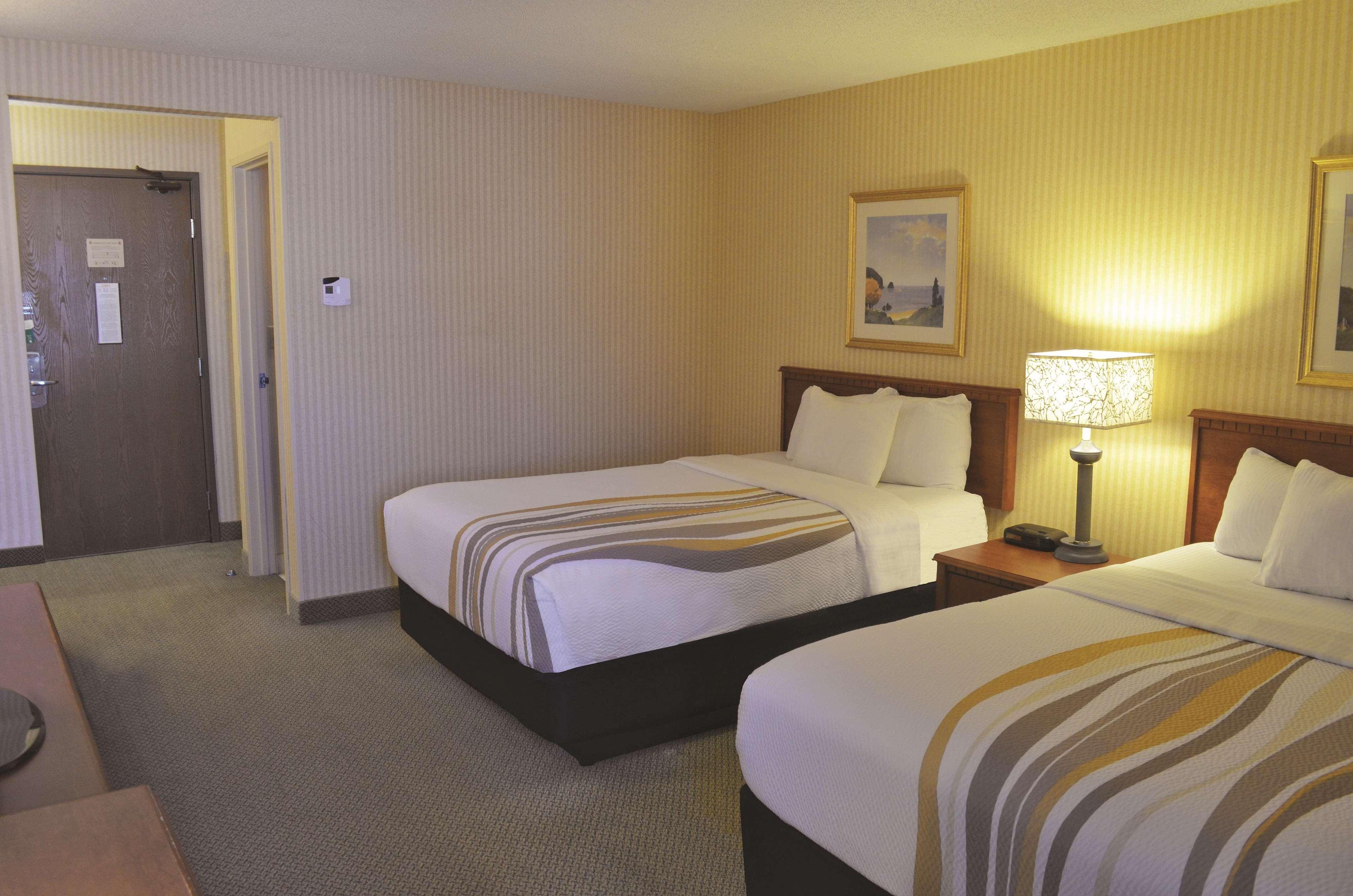 Hotel La Quinta By Wyndham Stevens Point Extérieur photo